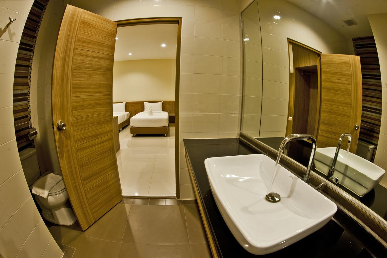 Omg Hotel Khon Kaen Ngoại thất bức ảnh