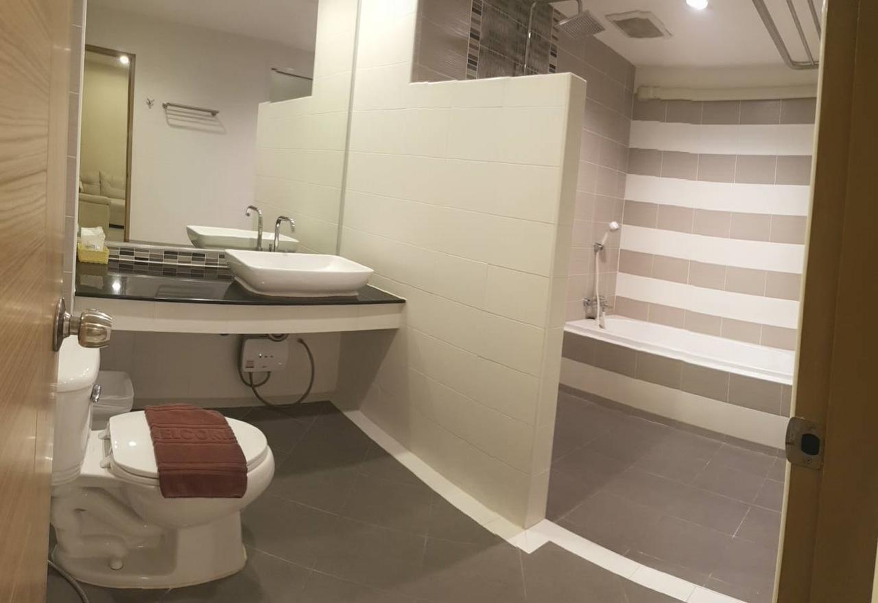 Omg Hotel Khon Kaen Ngoại thất bức ảnh