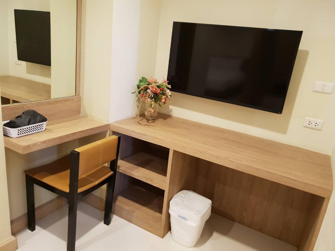 Omg Hotel Khon Kaen Ngoại thất bức ảnh